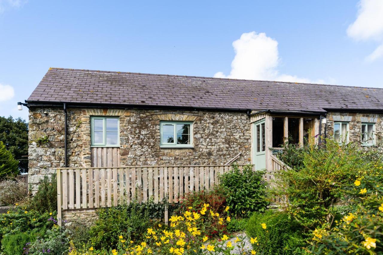 Cwm Connell Coastal Cottages Moylgrove Exterior foto